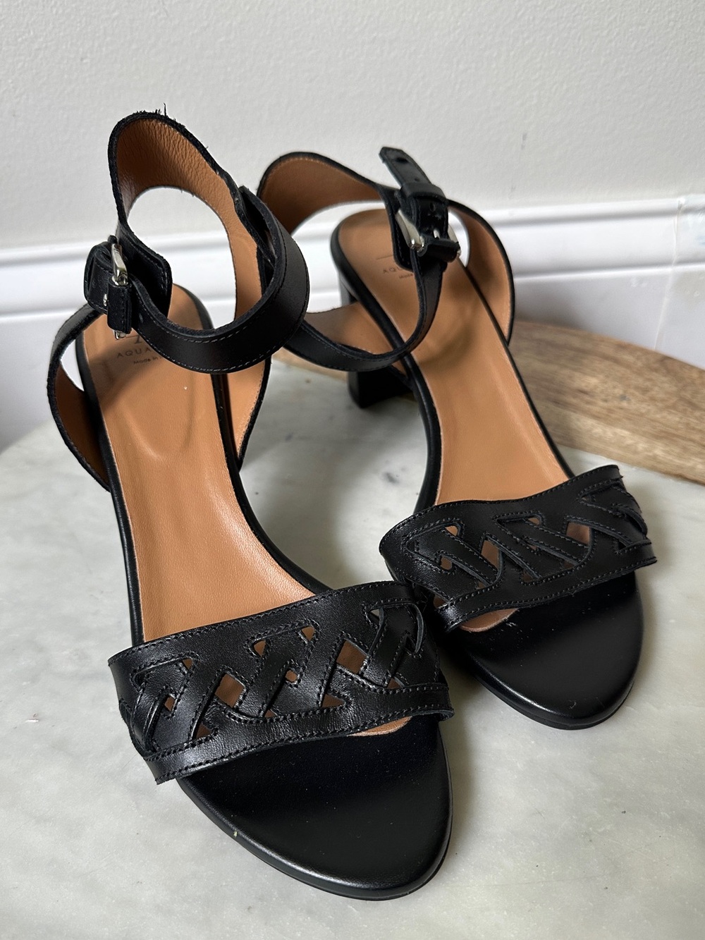 Aquatalia Women's Leather Samara Block Heel Black Sandals Size 9.5